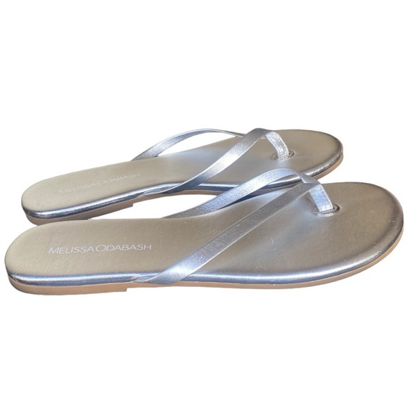 MELISSA ODABASH Patent Leather Flip Flops In Silver I Size: 7 - Picture 1 of 12